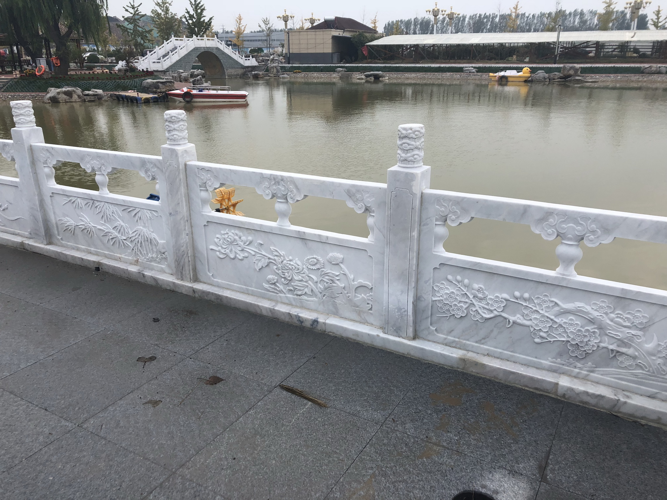 �����С�������ឈ@